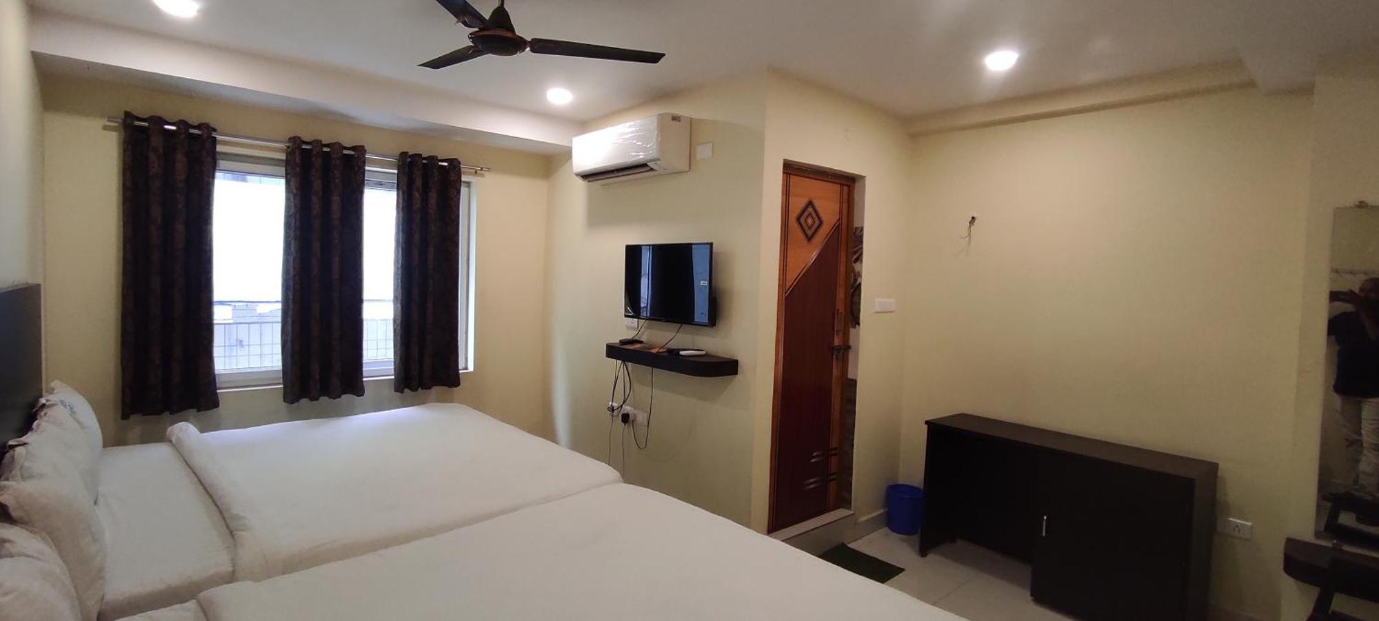 Arvind Stay Hotel, Rk Beach Vizag Вішакхапатнам Екстер'єр фото
