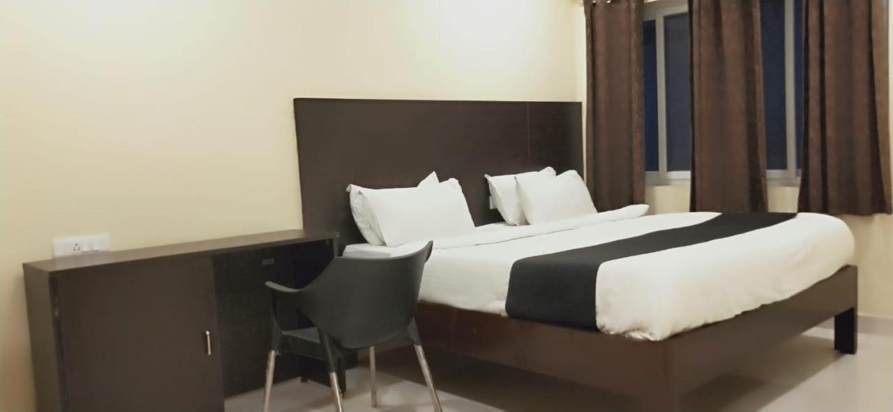 Arvind Stay Hotel, Rk Beach Vizag Вішакхапатнам Екстер'єр фото
