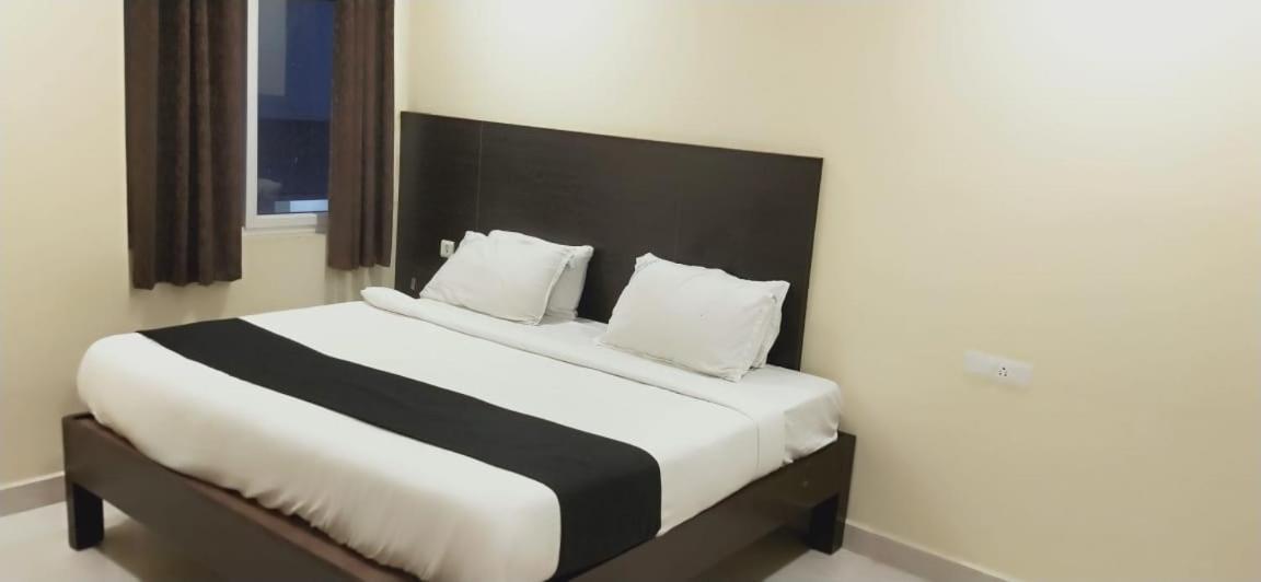 Arvind Stay Hotel, Rk Beach Vizag Вішакхапатнам Екстер'єр фото