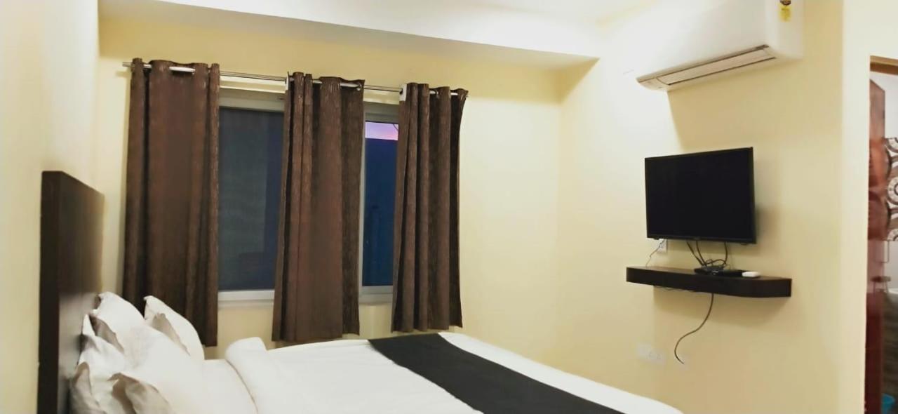 Arvind Stay Hotel, Rk Beach Vizag Вішакхапатнам Екстер'єр фото
